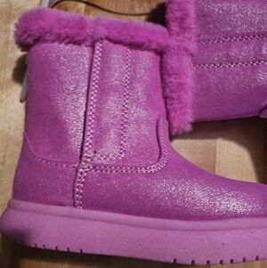 Sparkly Osh Kosh Pink Fur-Lined Boots